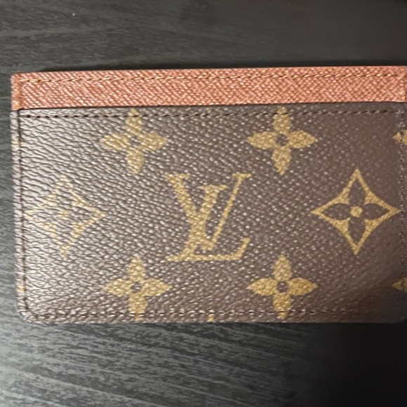 Louis Vuitton Monogram Card Holder - Picture 7 of 11